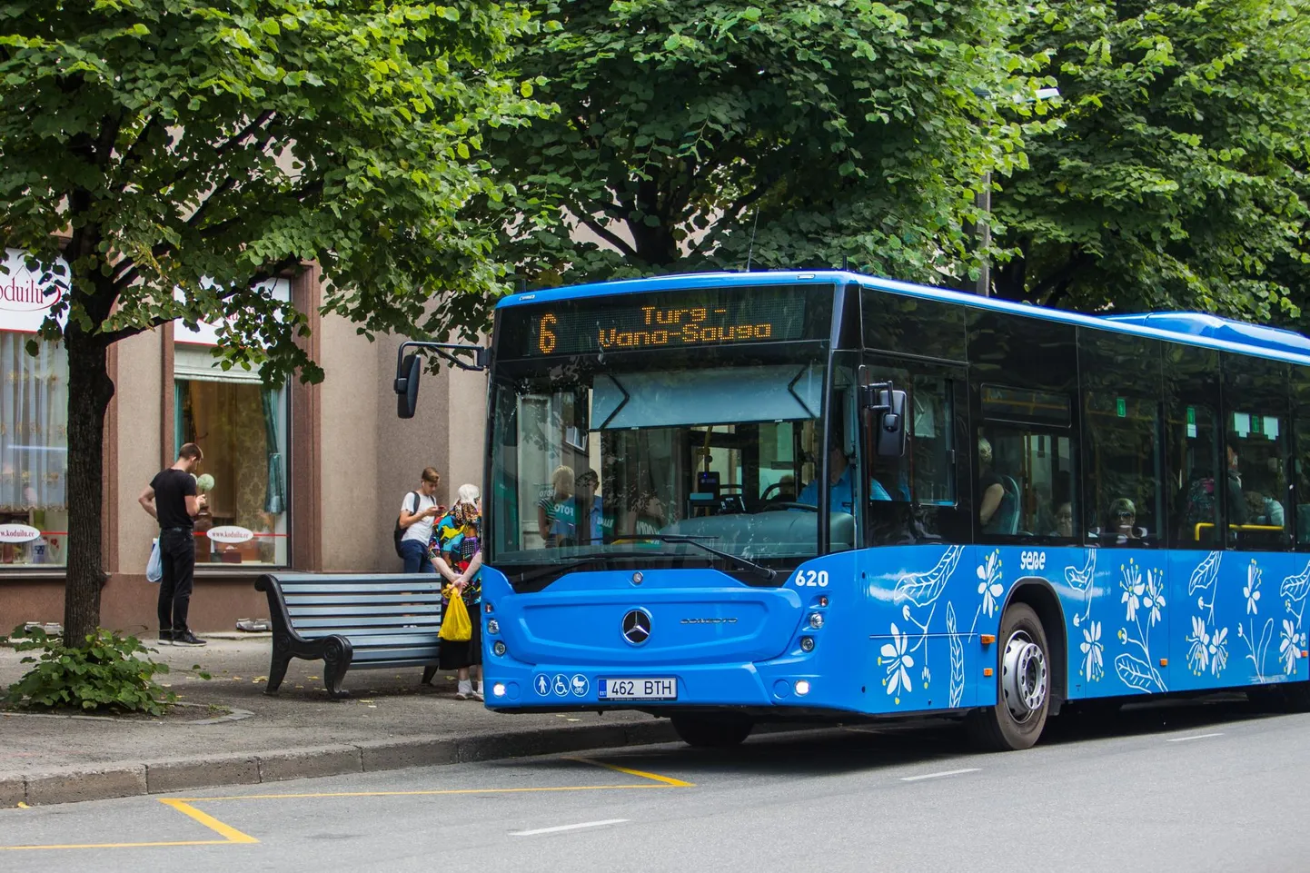 Sebe bussid Pärnu linnaliinidel.