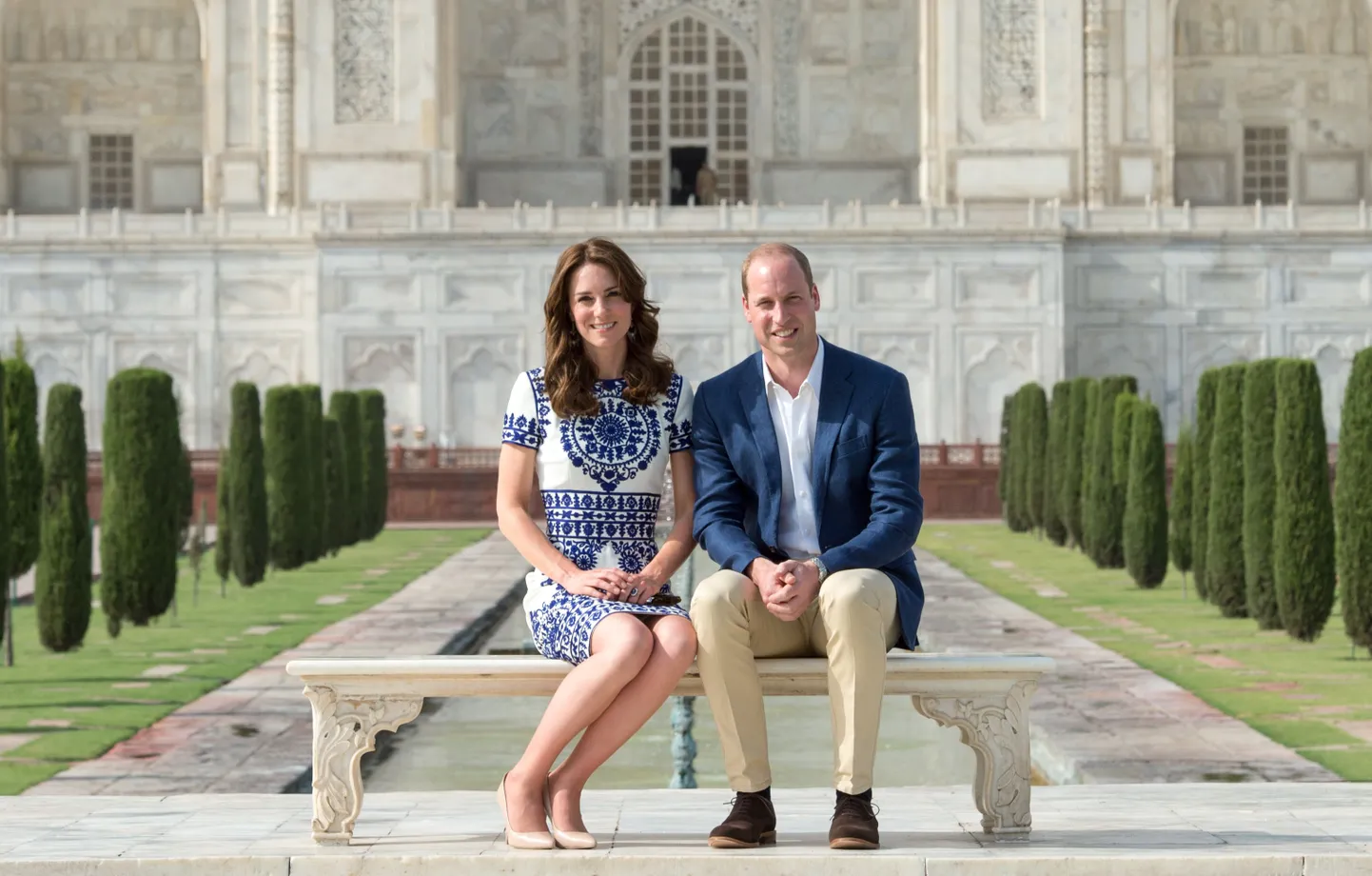 Kate ja William Indias Taj Mahali ees.