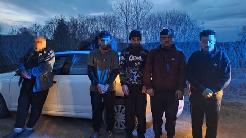 Brīvdienās atkal pieķerti nelegālo migrantu pārvadātāji