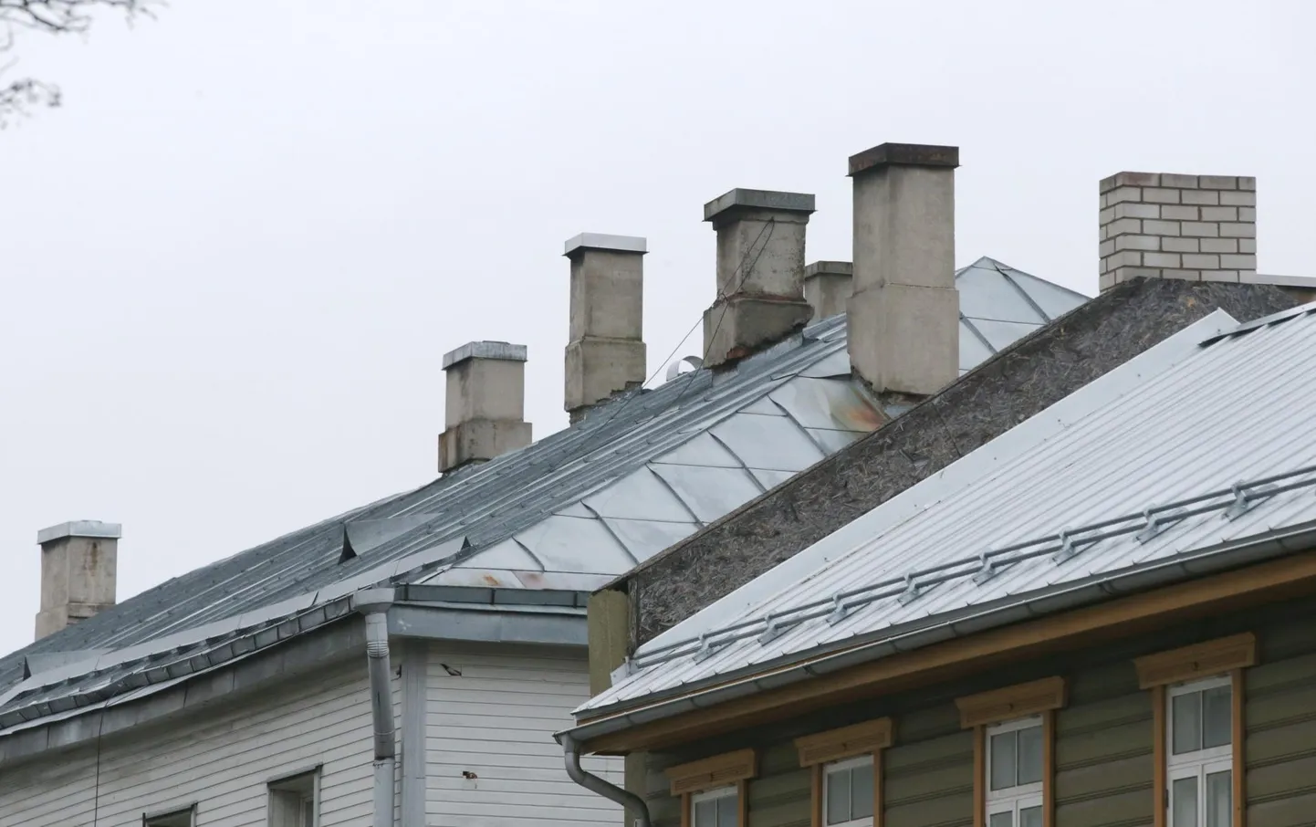 Elu kallineb ka neil, kes kodusooja saamiseks ahju kütavad. Küttepuude hind on kasvanud koos kaugkütte ja elektri omaga.