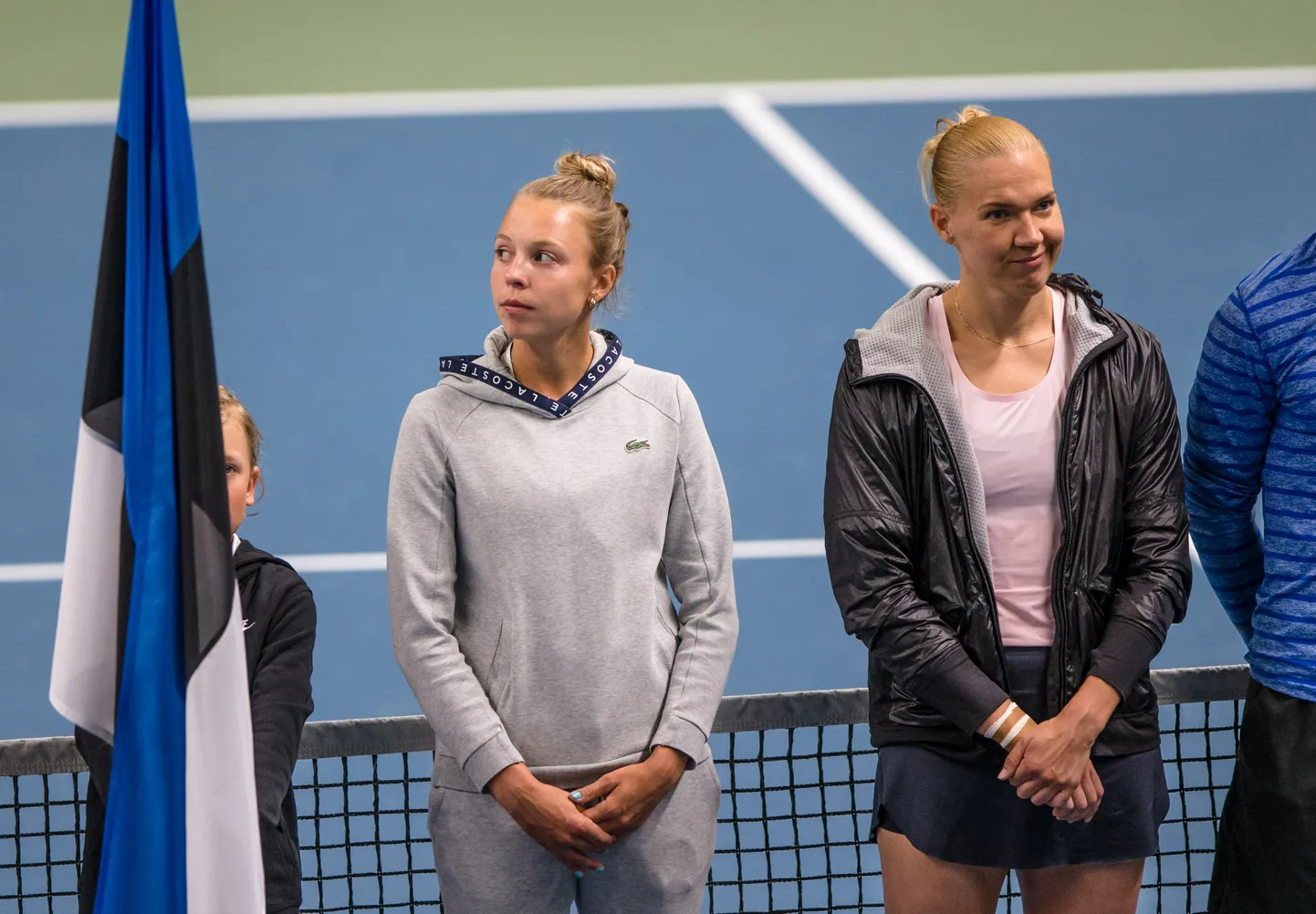 Anett Kontaveit (vasakul) ja Kaia Kanepi. Mõlemad jäävad Eesti koondise Fed Cupi mängudest kõrvale.