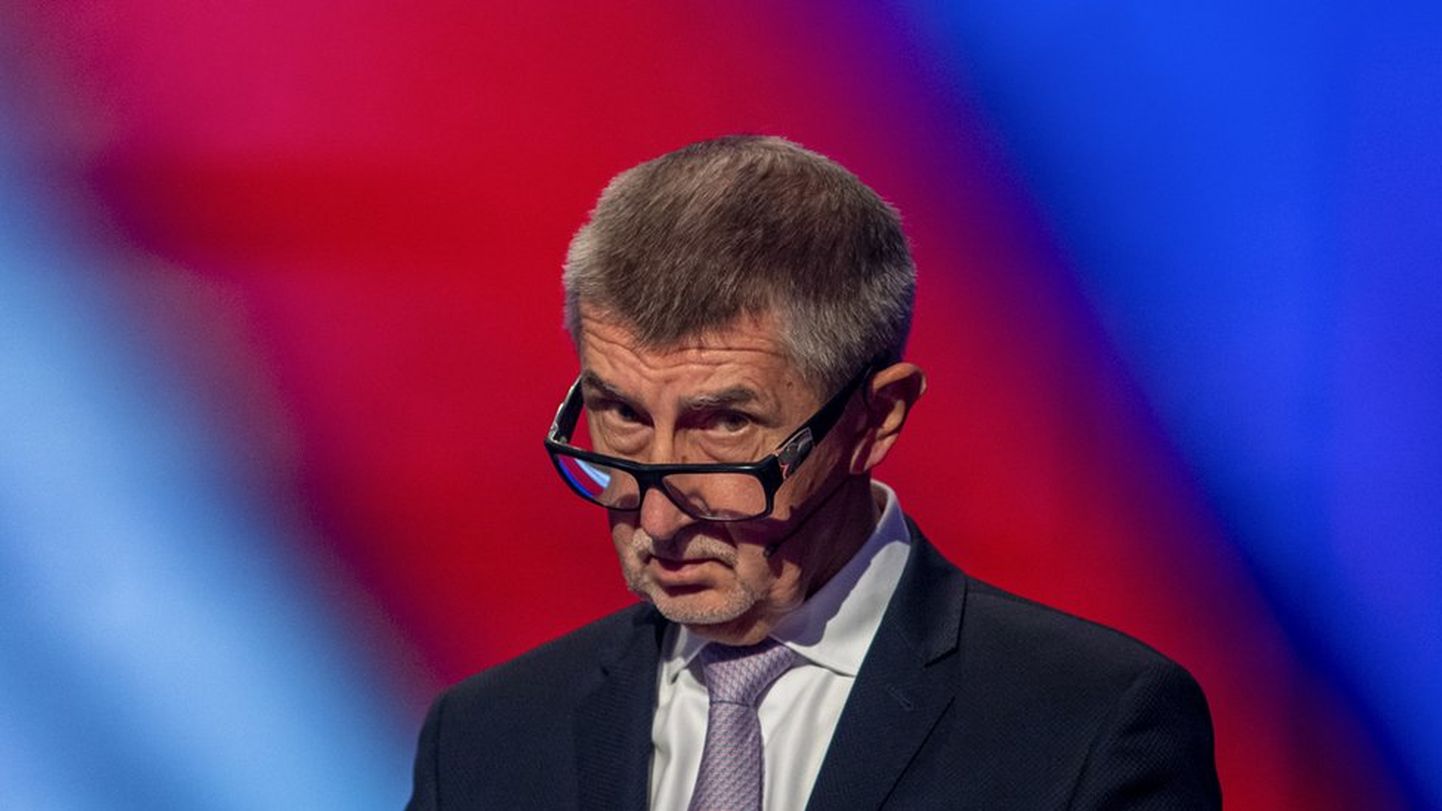67-летний премьер-министр Чехии Андрей Бабиш потерял большинство в парламенте