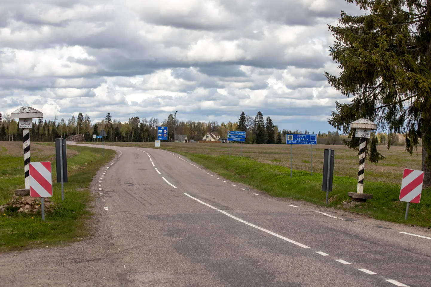 Eesti-Läti piir Jäärja ja Ramata vahel.
