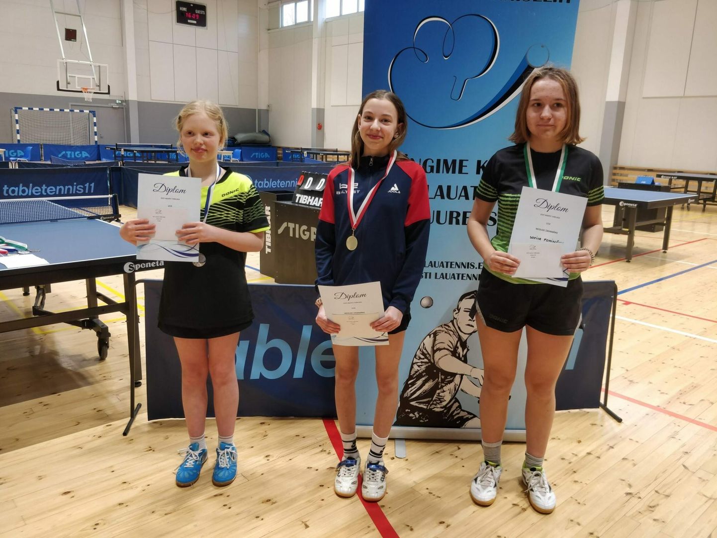 U13 vanuseklassi kaheksa parema võistlusel ei olnud vastast Viljandi spordikooli õpilasele Marii Allevile (keskel).