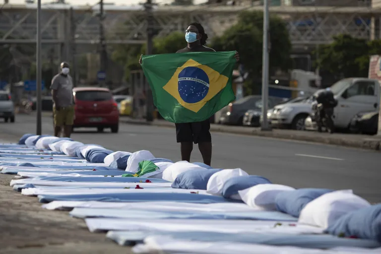 Протест в Рио-де-Жанейро.