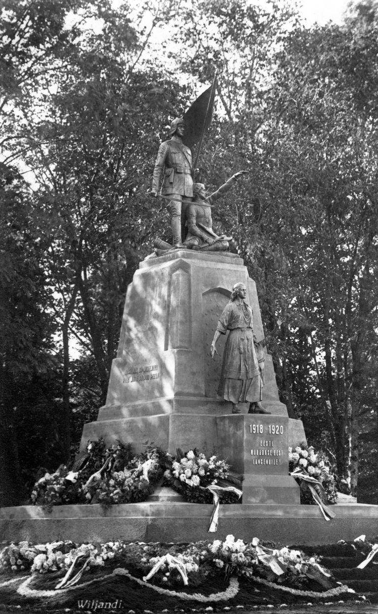 Памятник Освободительной войны в Вильянди – один из 14 неотреставрированных до сих пор.