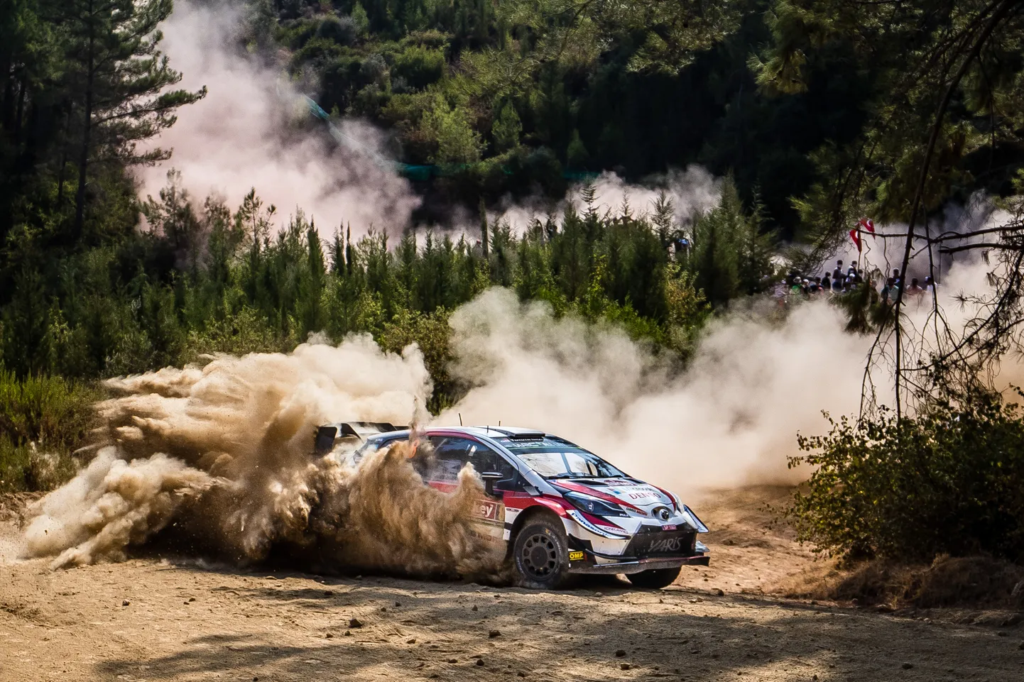 Ott Tänak kihutamas mullusel Türgi rallil.