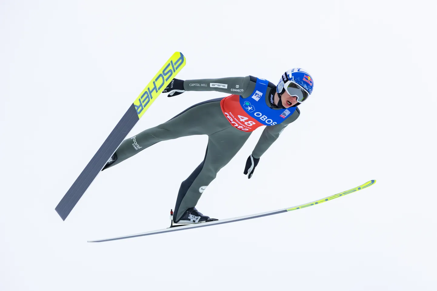 Kristjan Ilves lendas pühapäeval Holmenkollenis 125 m kaugusele ja stardib suusarajale neljandana.