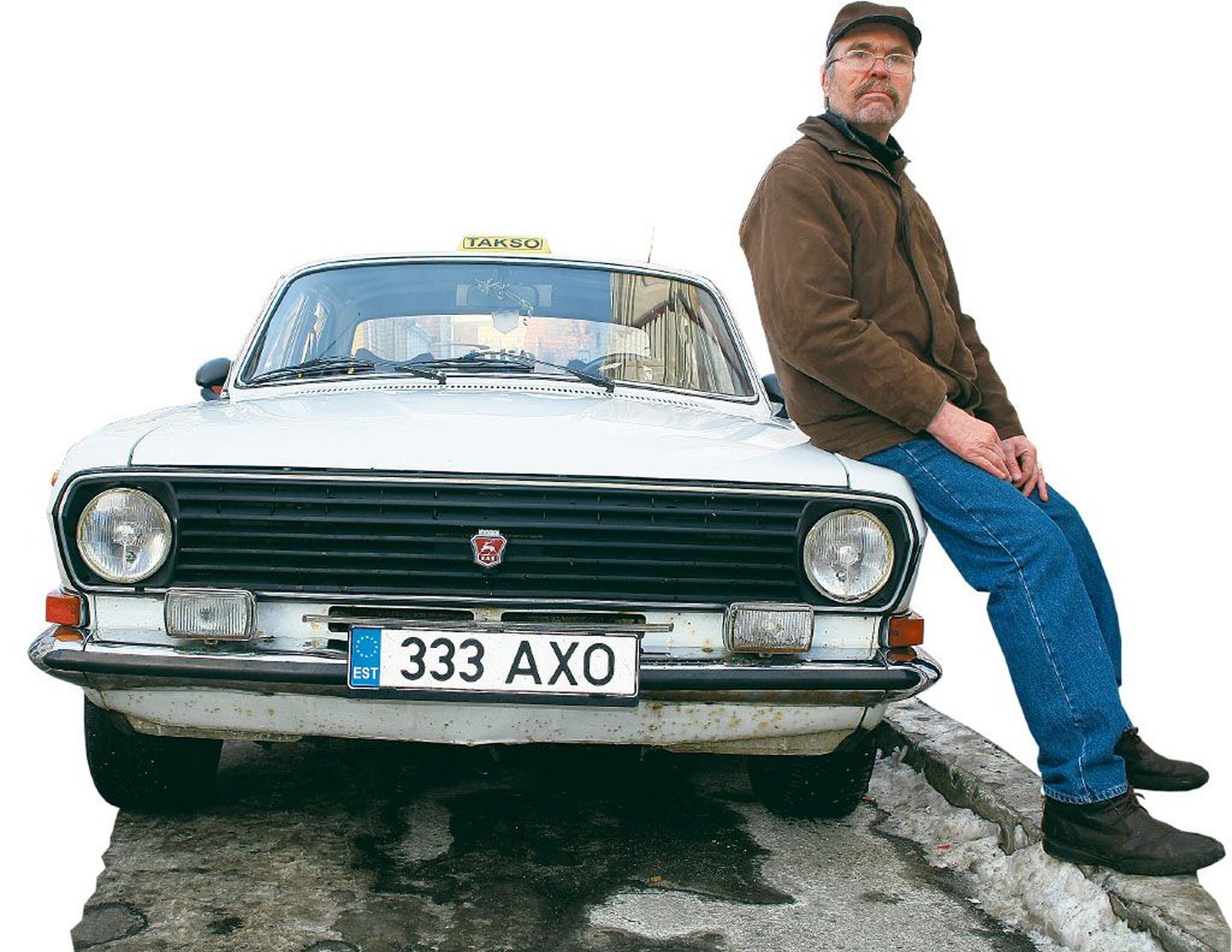 1991. aasta valge Volgaga sõidab Peeter Saar taksot kuuendat aastat. Kui masin sel kevadel ülevaatusel läbi saab, venitab veel aastakese sõita ja siis läheb Eesti viimane Volga takso välja teenitud pensionile.