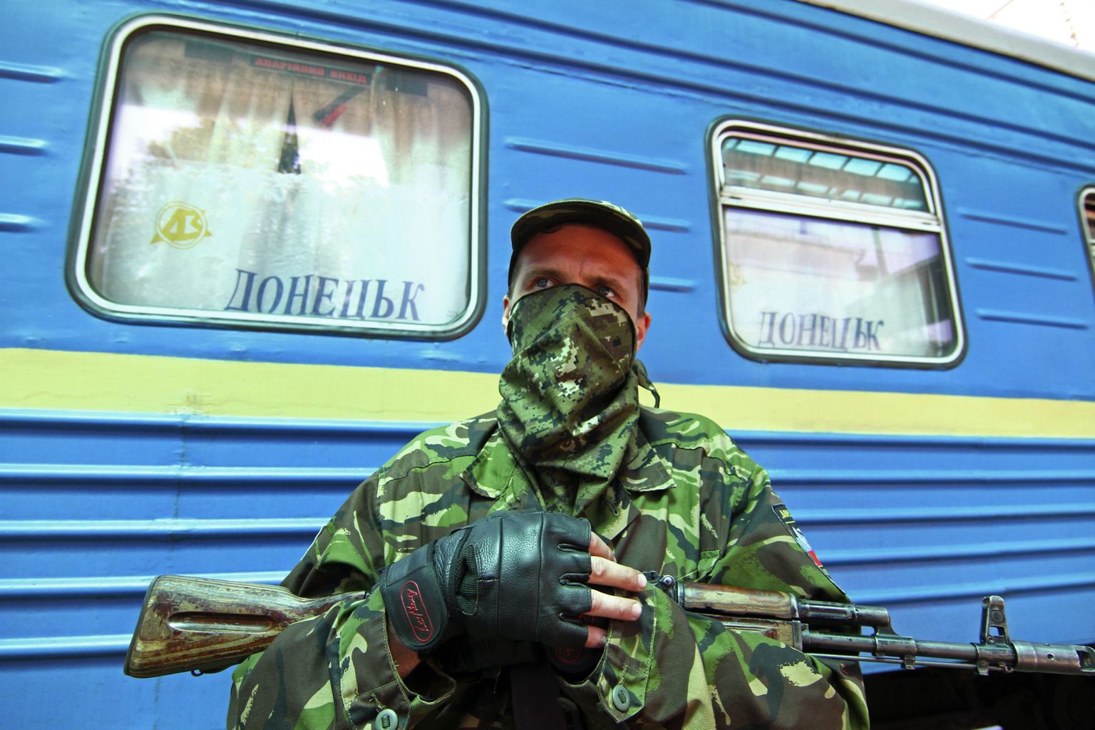 Venemeelne mässuline 21. juulil Donetski raudtejaamas «vahipostil».