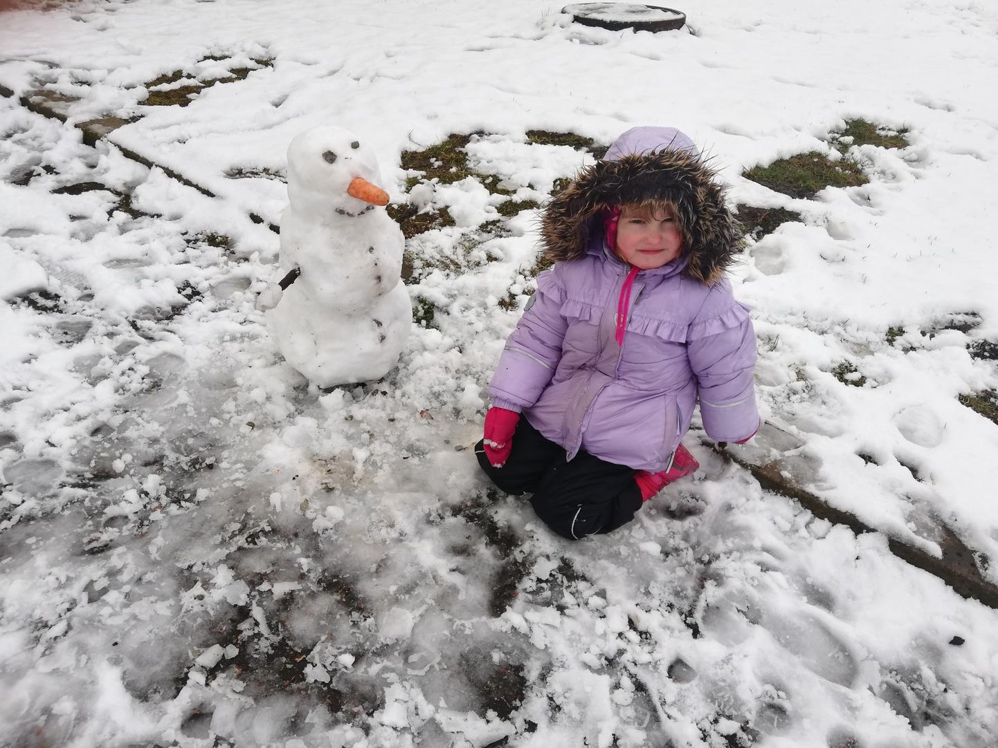 Miranda esimene lumememm.