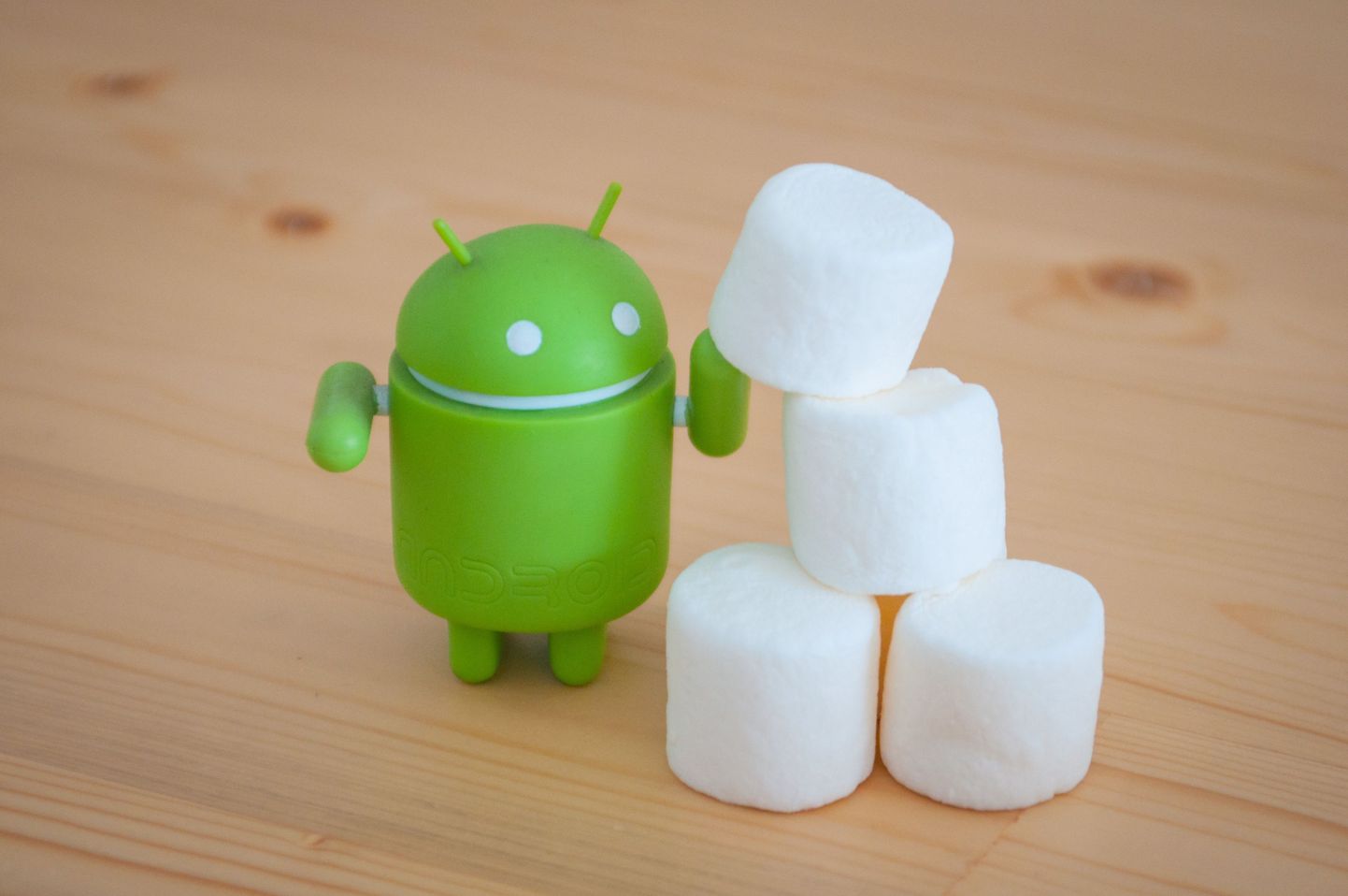 Google on oma telefoni- ja tahvlitarkvara alati nimetanud imemaitsvate toitude järgi. Erandiks ei ole ka uusim Marshmallow, mis tõlkes tähendab vahukommi.