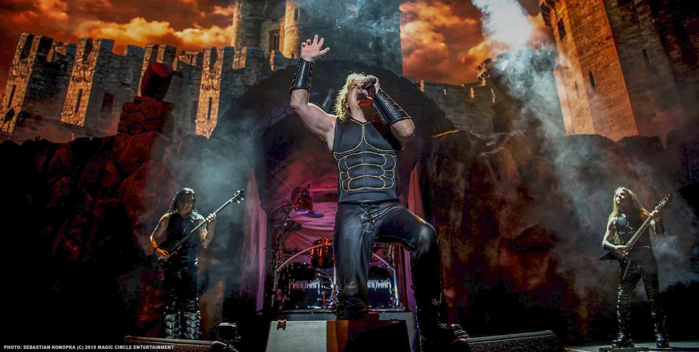 Manowar esineb sel suvel Pirita kloostri varemete vahel.