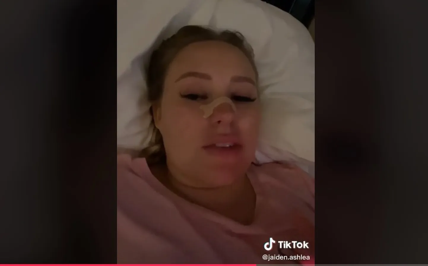 Naine jagab oma ebatavalise raseduse lugu