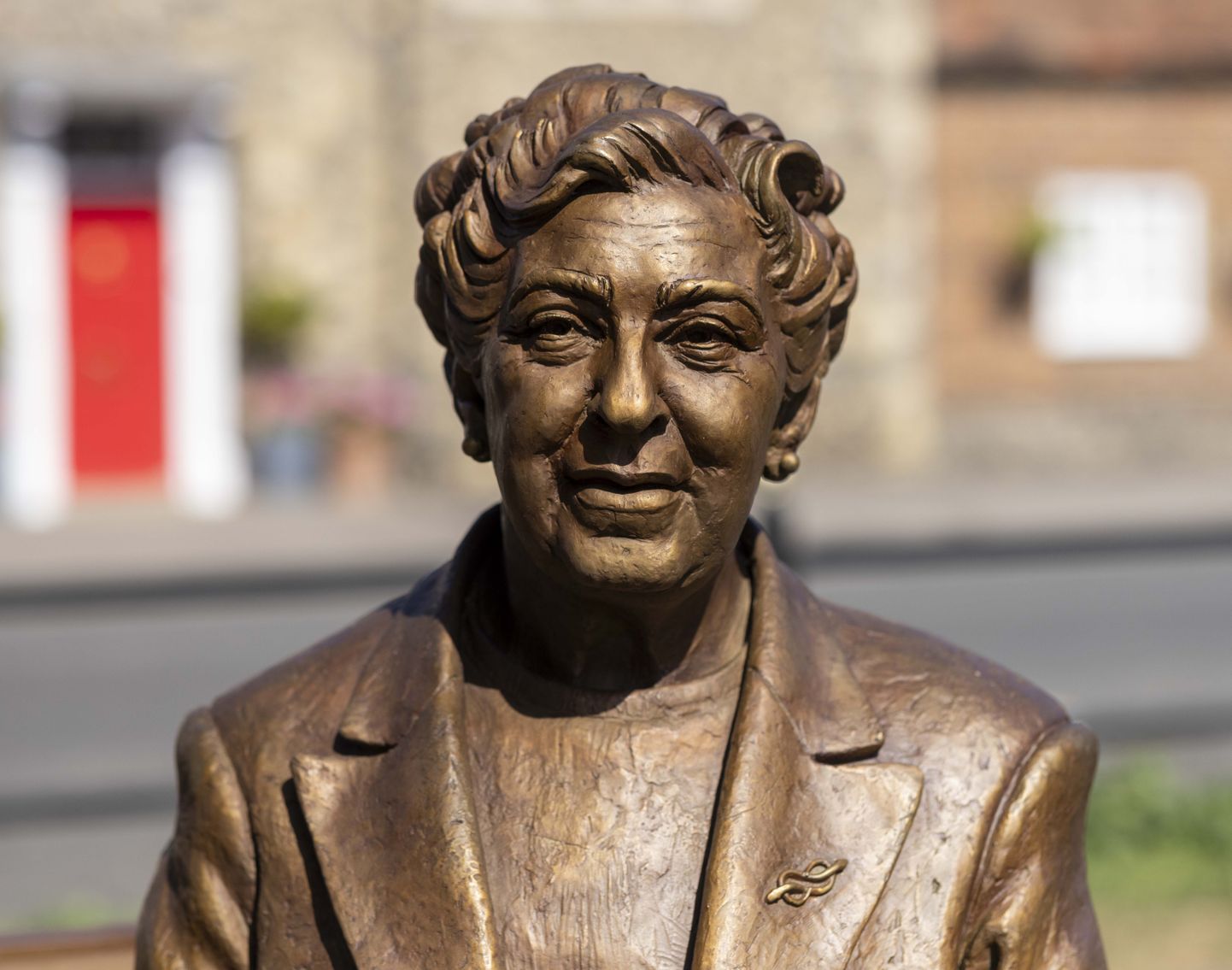 Detailne Agatha Christie pronkskuju avati linnas, kus Agatha Christie aastakümneid elas