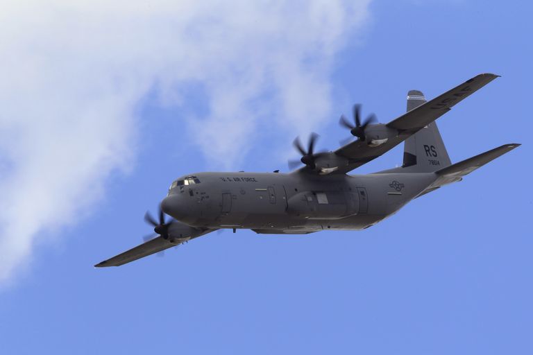 USA õhujõudude C-130J Super Hercules transpordilennuk