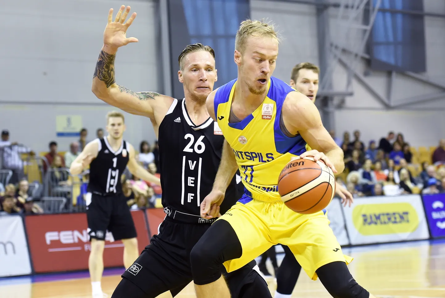 "VEF Rīga" un "Ventspils" komandas Latvijas-Igaunijas Basketbola līgas spēlē "Elektrum" Olimpiskajā centrā.