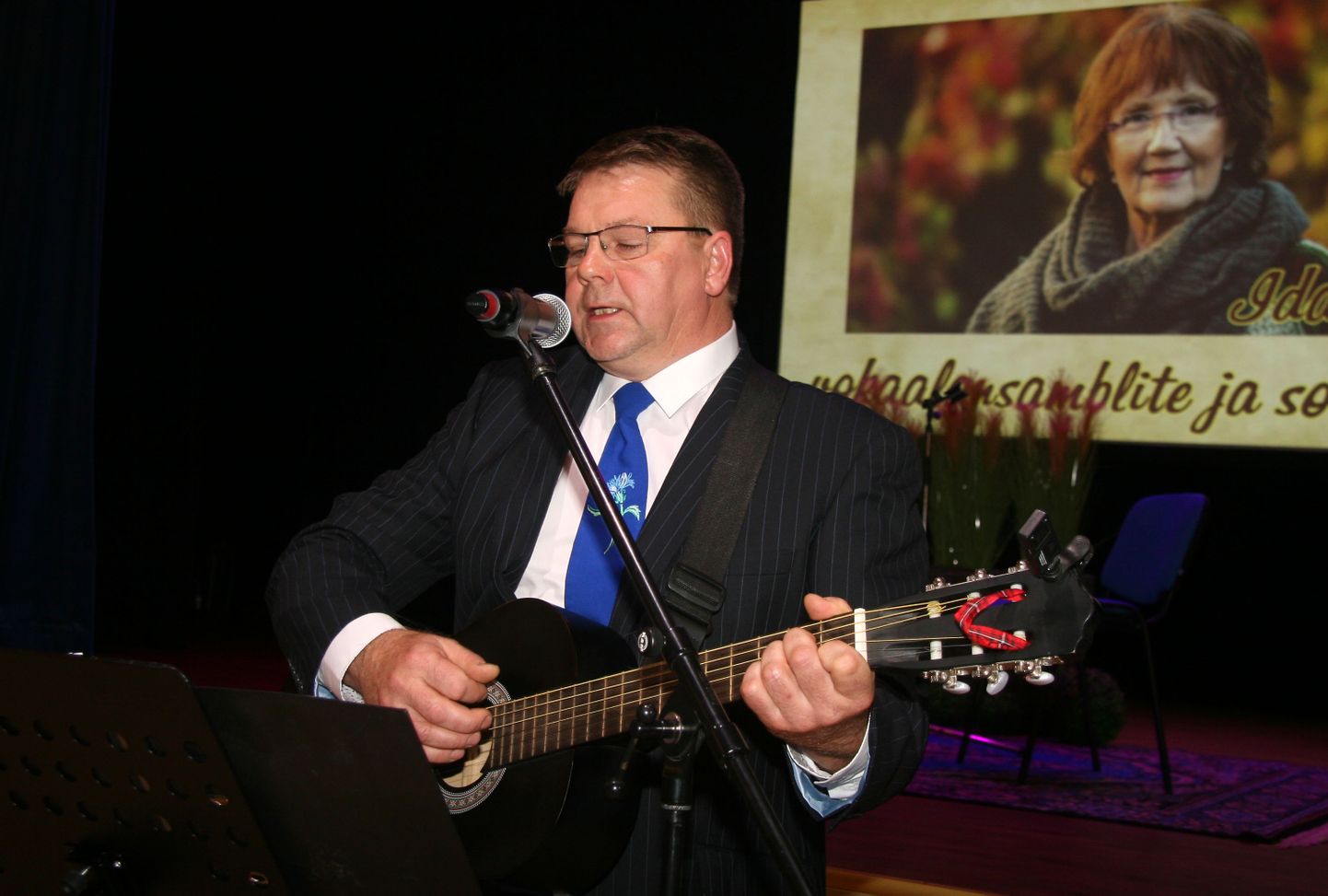 Hannes Konsa võitis sooloesinejana teiste lauljate südame, lisaks sellele laulis ta veel Tammiku segaansamblis ning toetas kitarrimänguga Illuka naisansamblit.
