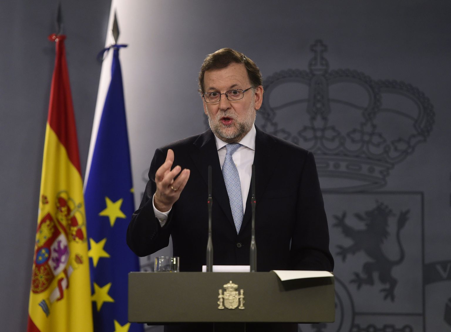 Hispaania peaminister Mariano Rajoy võib, aga võib ka mitte ametisse jääda.