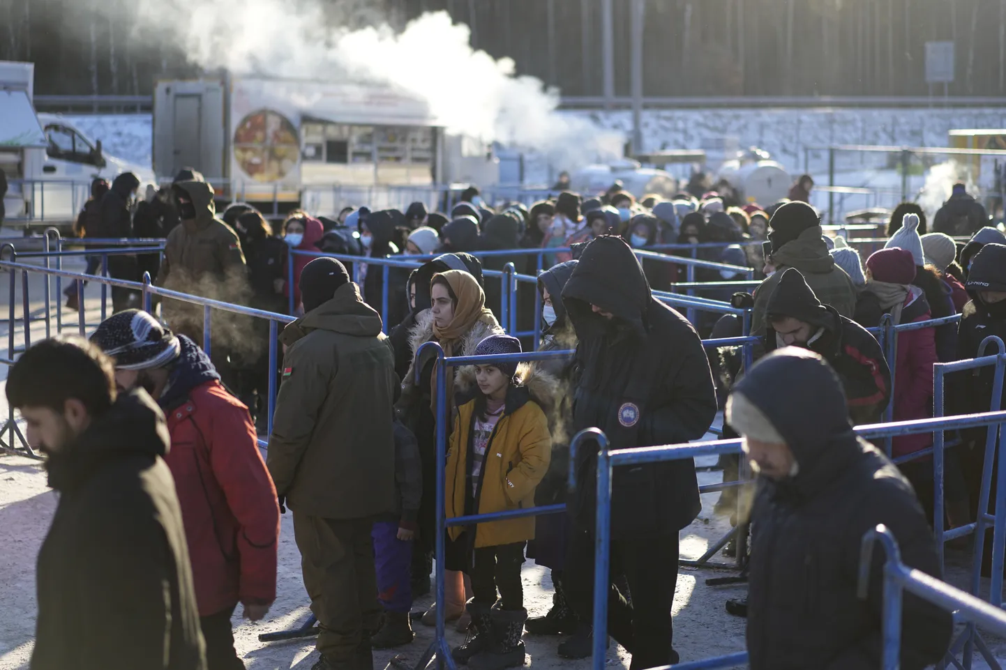 Migrandid Valgevene-Poola piiri lähedal 22. detsembril 2021.