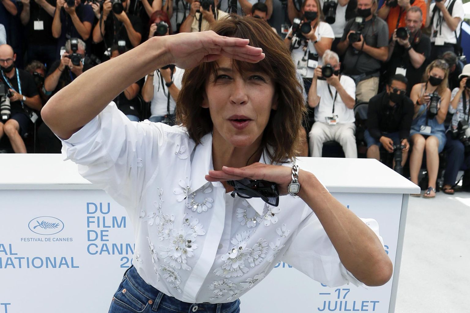 Sophie Marceau mullu juulis 74. Cannes’i filmifestivalil, kus esilinastus «Kõik läks hästi».
 