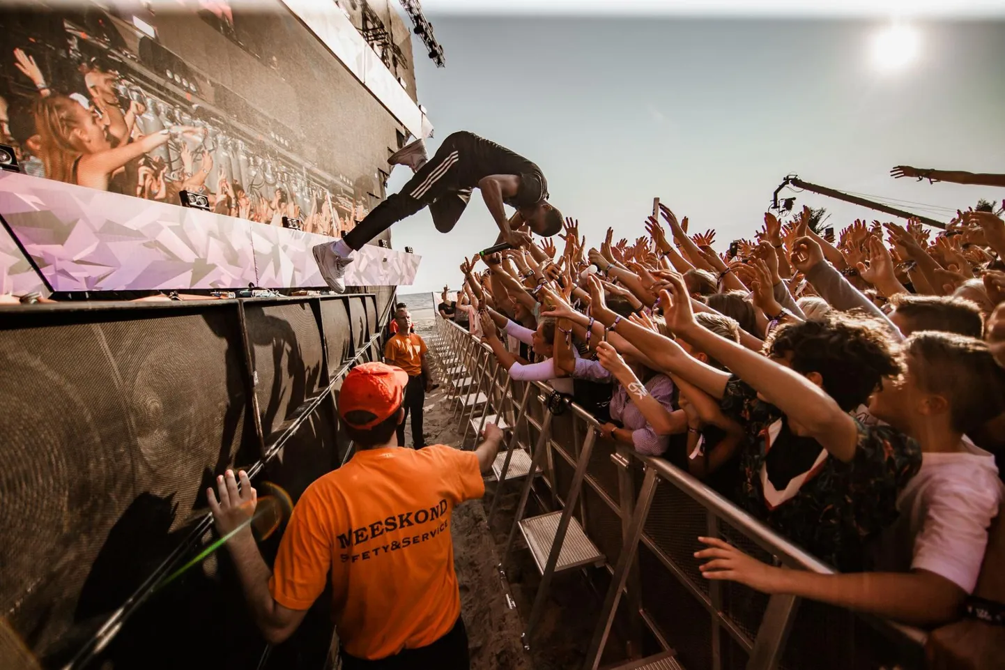 Allakäinud Weekend Festivali Pärnus enam ei tule. Mõne siia samuti palju rahvast meelitada võiva ürituse korraldaja on linnavalitsuses maad kuulanud, aga kas ja millal mõni suurüritus siin toimub, pole veel teada.