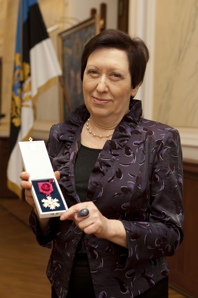 В 2010 году Ирина Белобровцева была награждена орденом Белой звезды 4-й степени. 