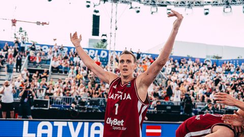 VIDEO ⟩ Latvijas 3x3 basketbolisti kļūst par pasaules čempio