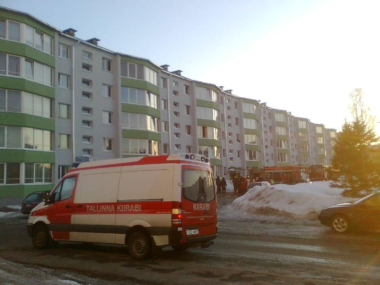 Tallinnas põles korruselamu kelder.