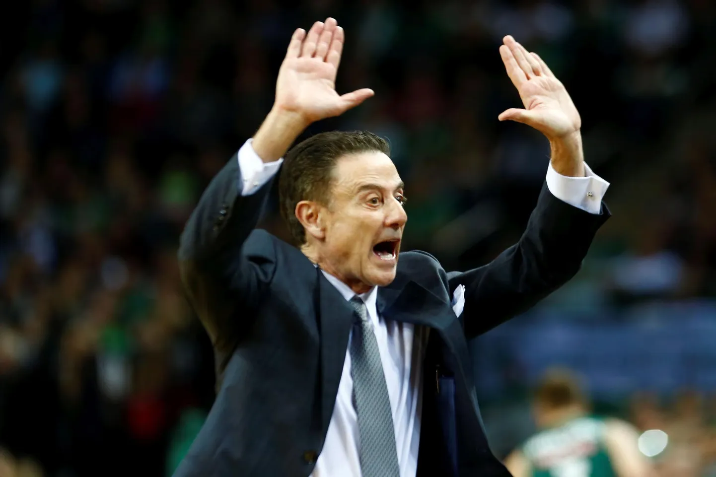 Ateena Panathinaikose peatreener Rick Pitino on Euroopas töötanud vähem kui pool aastat. FOTO: Toms Kalnins/Epa/Scanpix