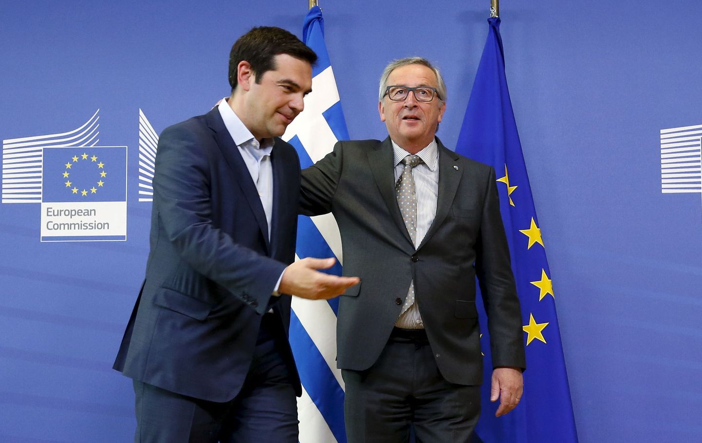 Kreeka peaminister Alexis Tsipras (vasakul) käis kolmapäeval Euroopa Komisjoni presidendi Jean-Claude Junckeri jutul, et kaubelda Kreekale soodsamaid tingimusi.