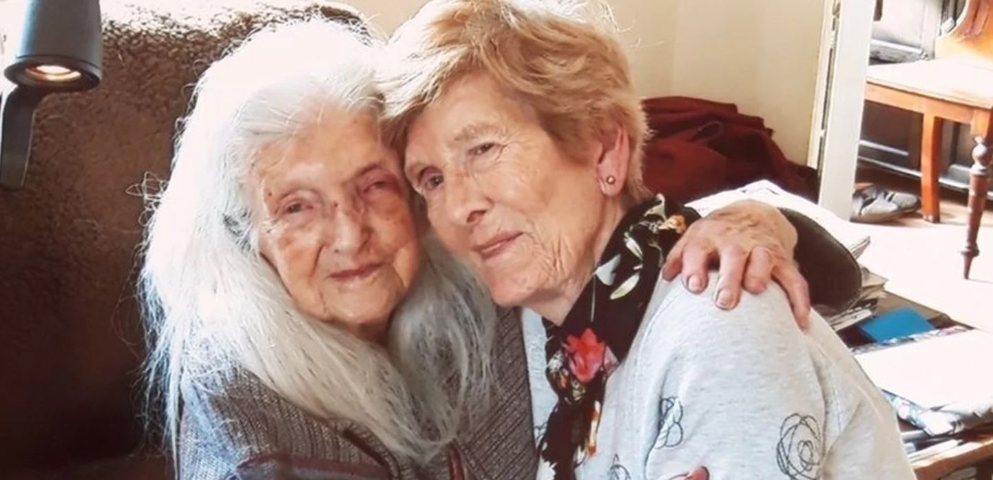 Eileen Macken (paremal) leidis oma ema pärast 60 aastat kestnud otsinguid.