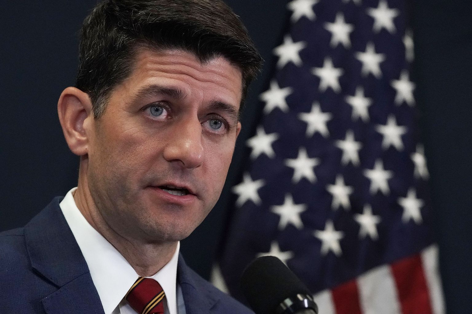 USA esindajatekoja spiiker Paul Ryan teisipäeval Kapitooliumi künkal ajakirjanikele esinemas.
