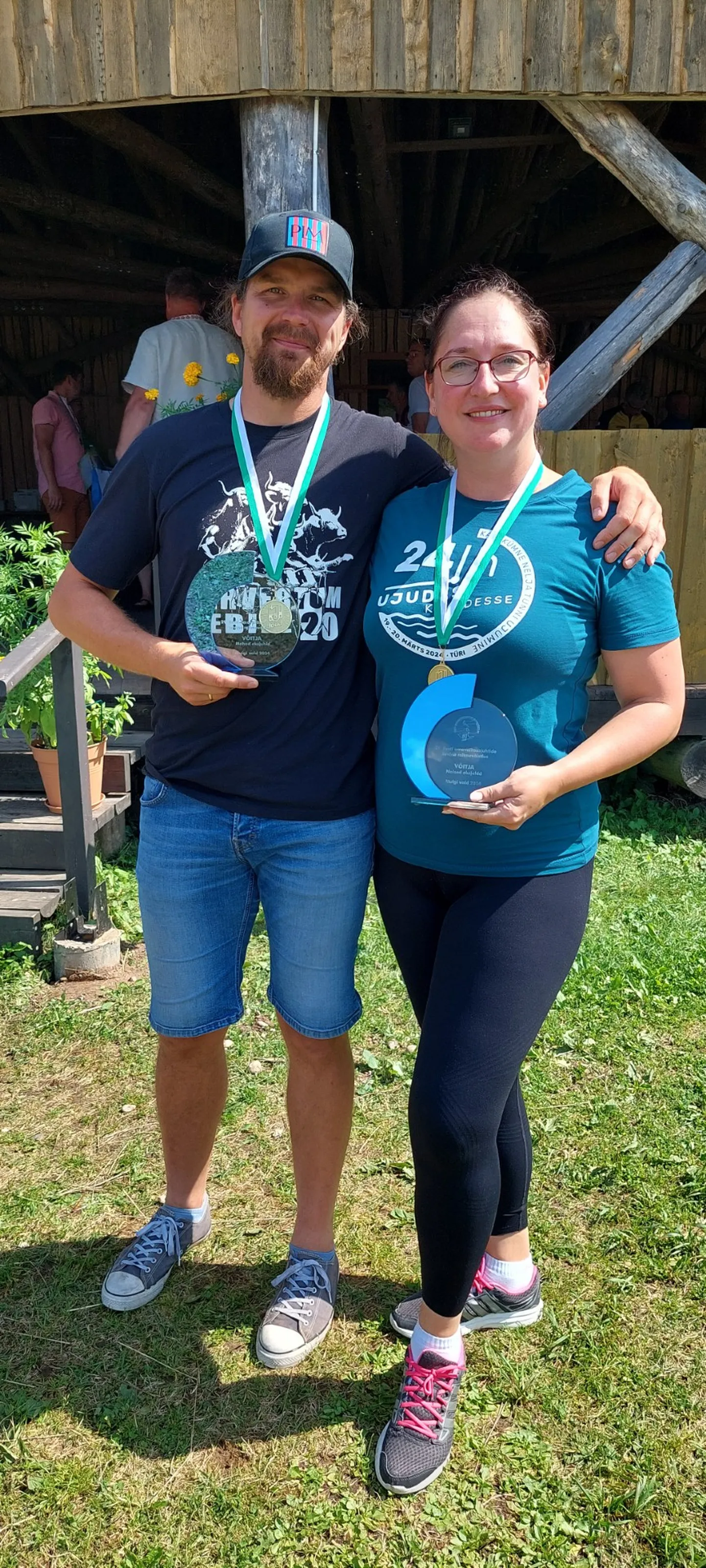Arto Saarest ja Maarja Brausest sportlikumaid omavalitsejaid Eestis pole.