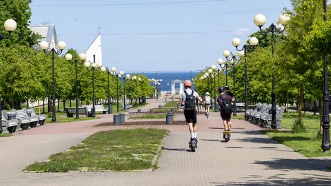 AVASTAME IDA-VIRUMAAD ⟩ Kunagi salajane Kombinaat 7, nüüd lahkete inimeste Sillamäe