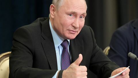 Все в Питер! Путин сделал бесплатными визы для жителей Эстонии