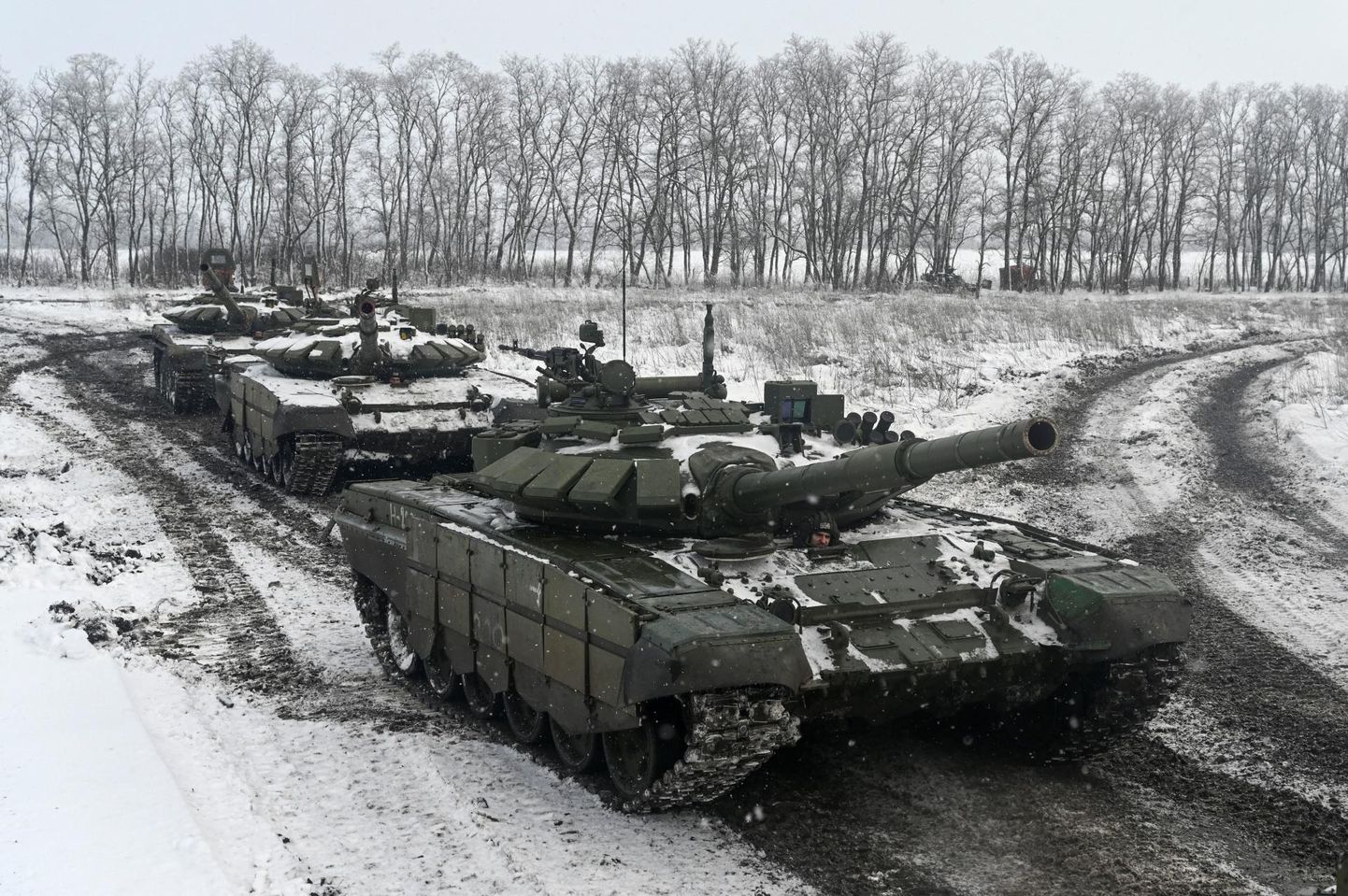 Vene T-72B3 tankid Rostovi piirkonnas Kadamovski harjutusväljakul. 
