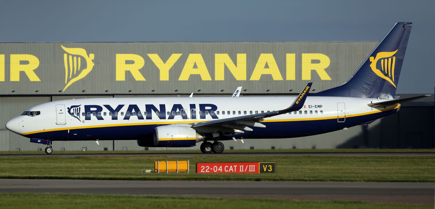Самолёт компании Ryanair.
