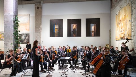 Eestis sündis uhiuus sümfooniaorkester