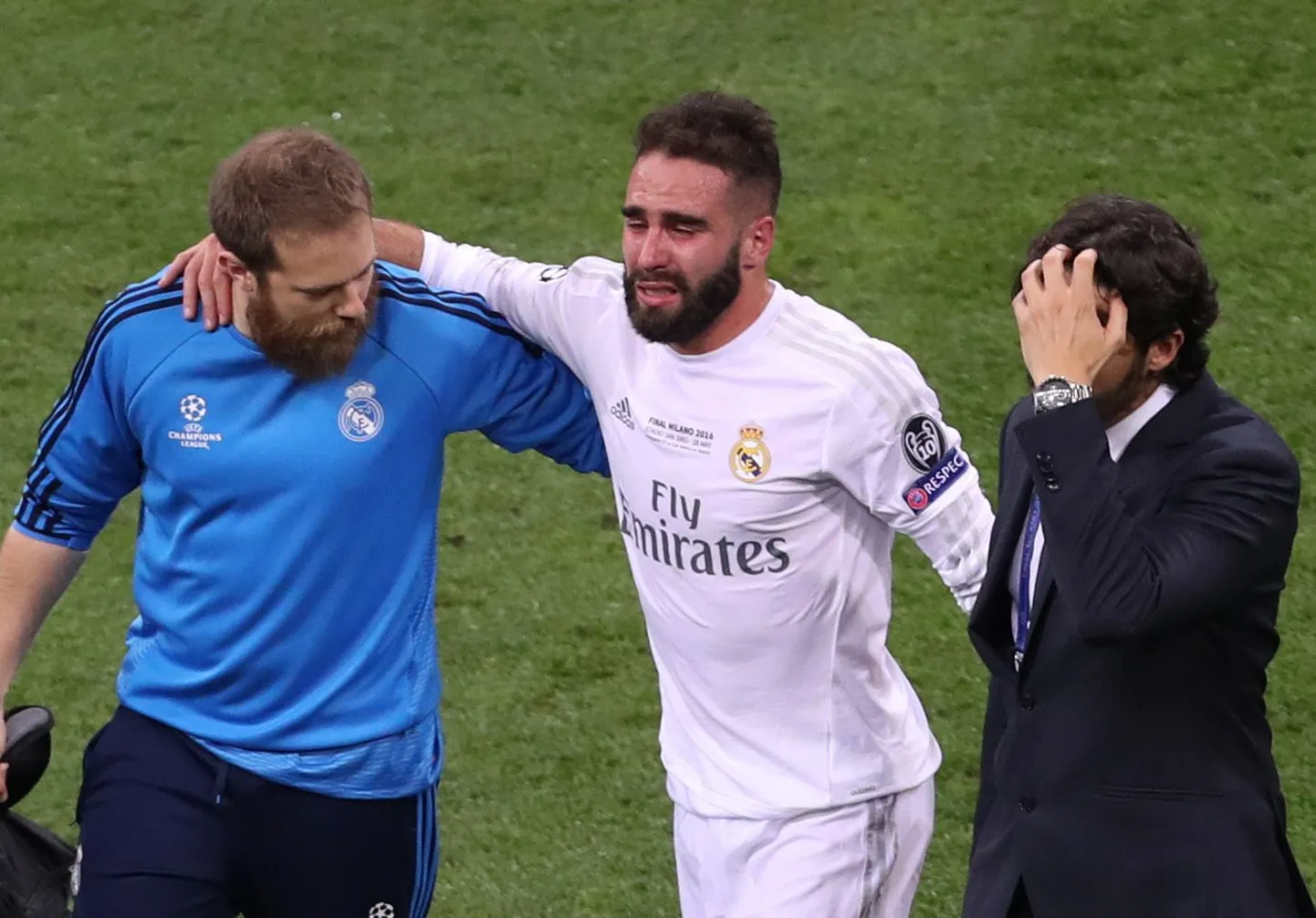Dani Carvajal kartis juba laupäevase finaali ajal, et võib EMilt vigastuse tõttu kõrvale jääda.