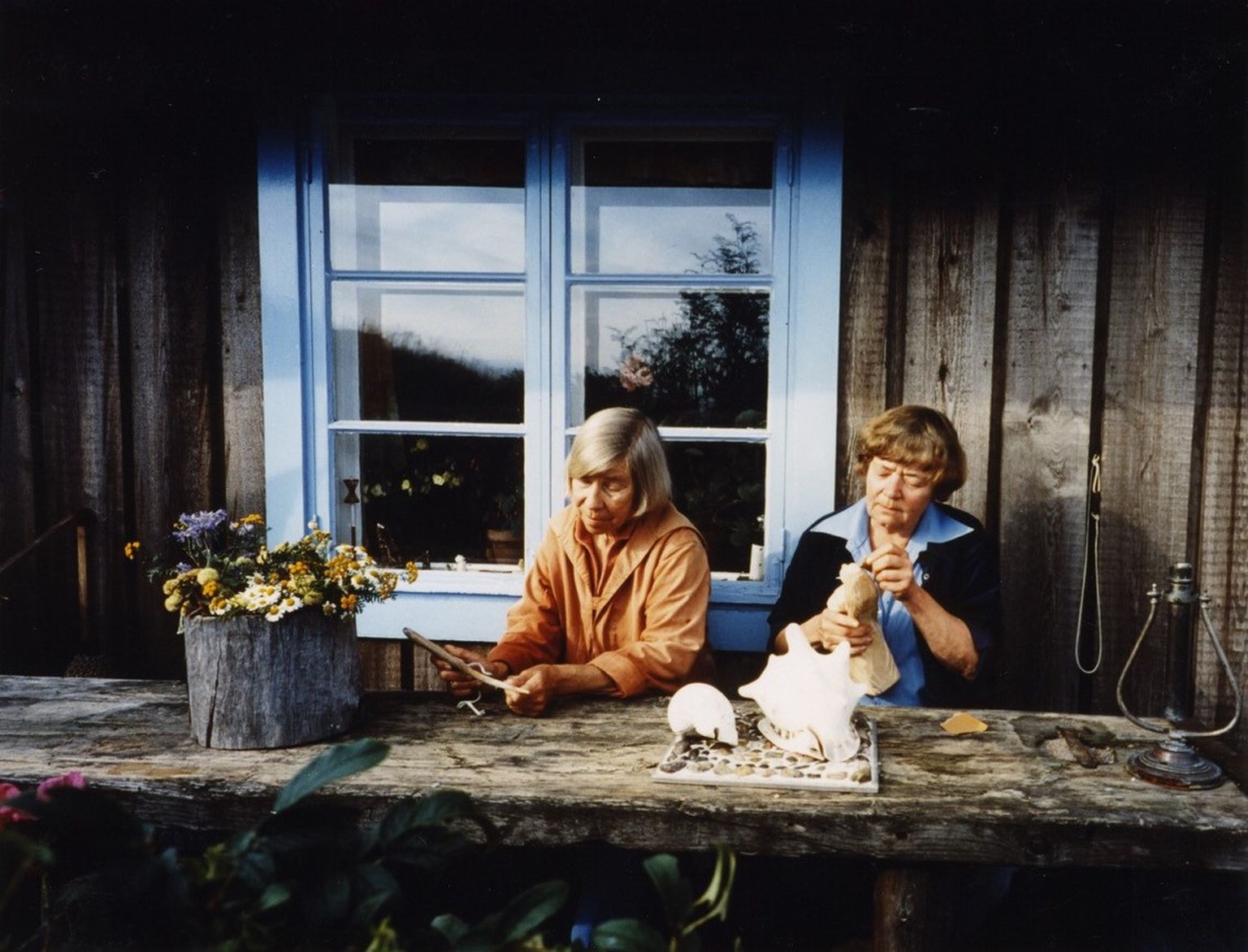 Tove Jansson ja Tuulikki Pietilä Haru saarel
