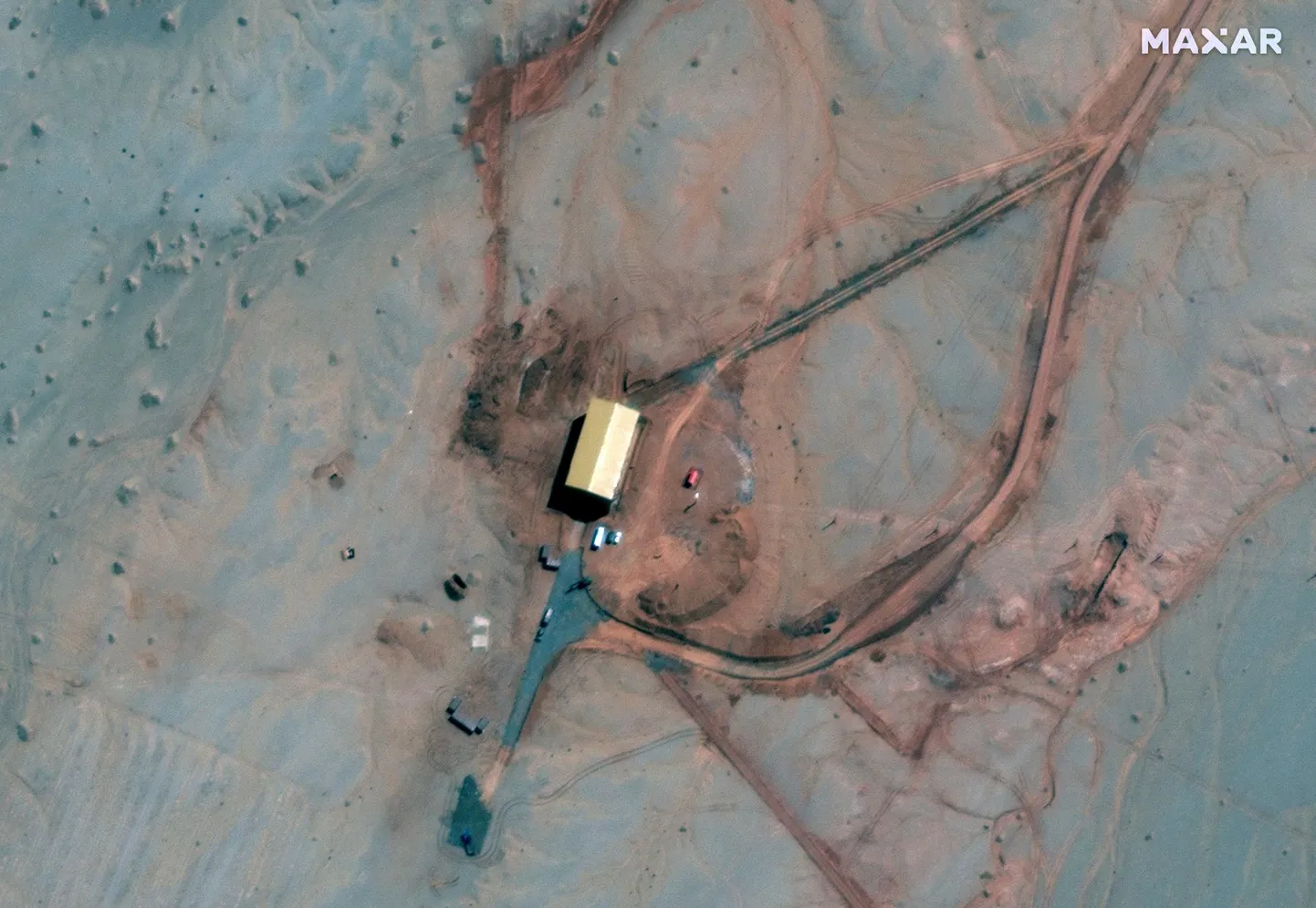 2019. aastast pärit satelliidipilt raketišahtide ehitusest Hiina keskosas.