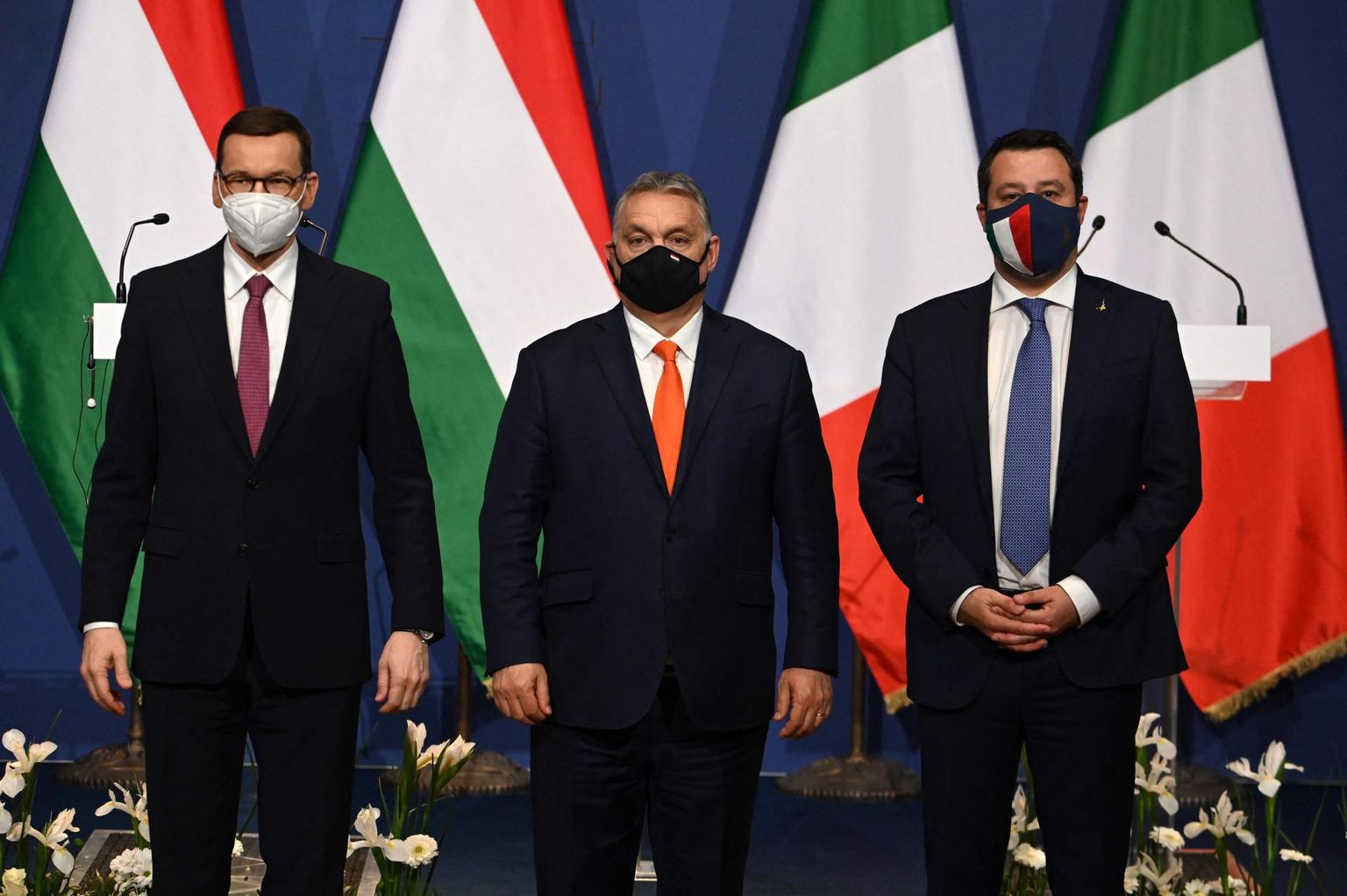 Poola peaminister Mateusz Morawiecki, Ungari peaminister Viktor Orbán ja Itaalia endine asepeaminister Matteo Salvini kohtumisel Budapestis.