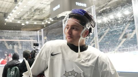 Latvijas hokejisti tiek pie līgumiem Eiropā