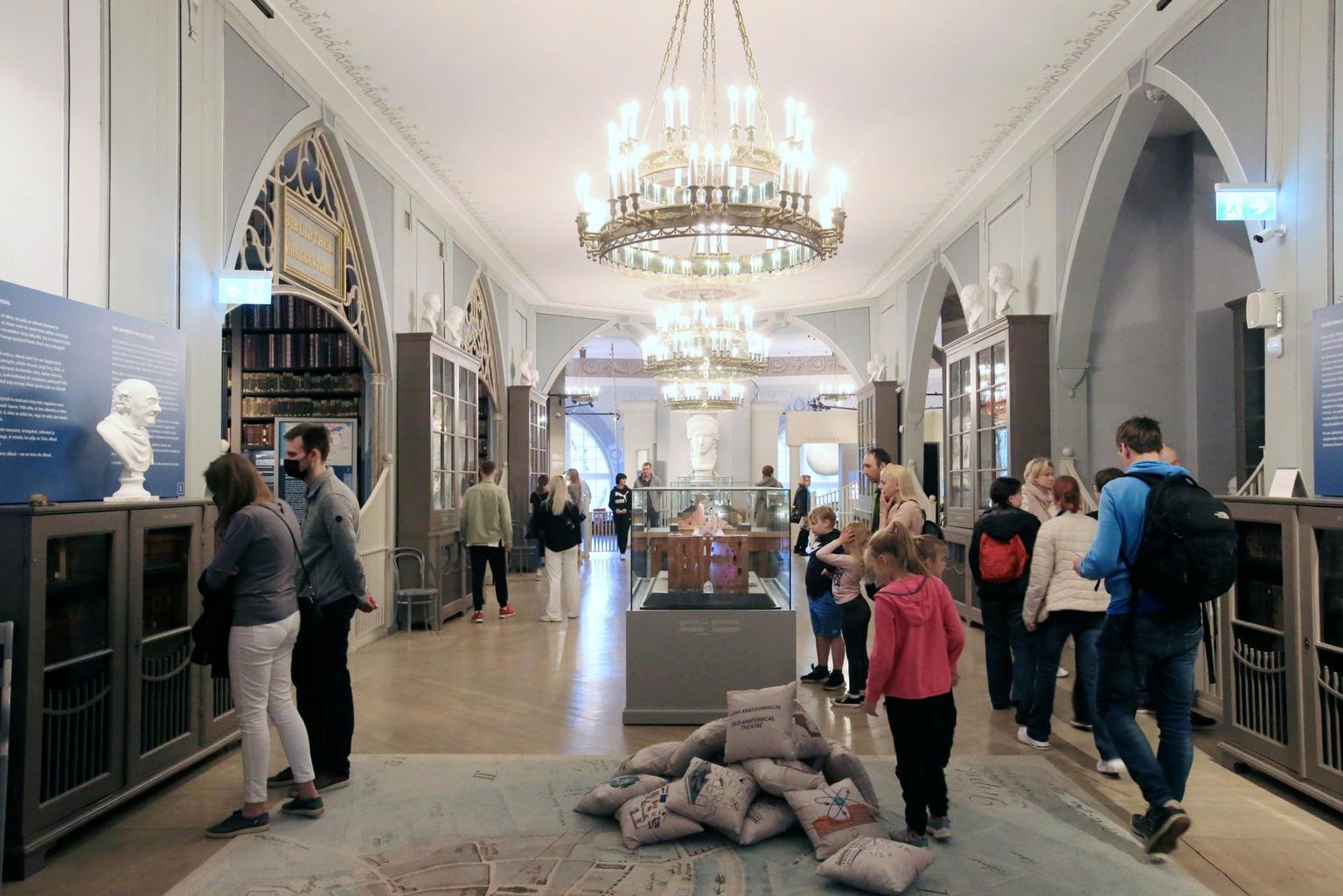 Palju muuseumiöölasi käis Toomel Tartu ülikooli muuseumis.