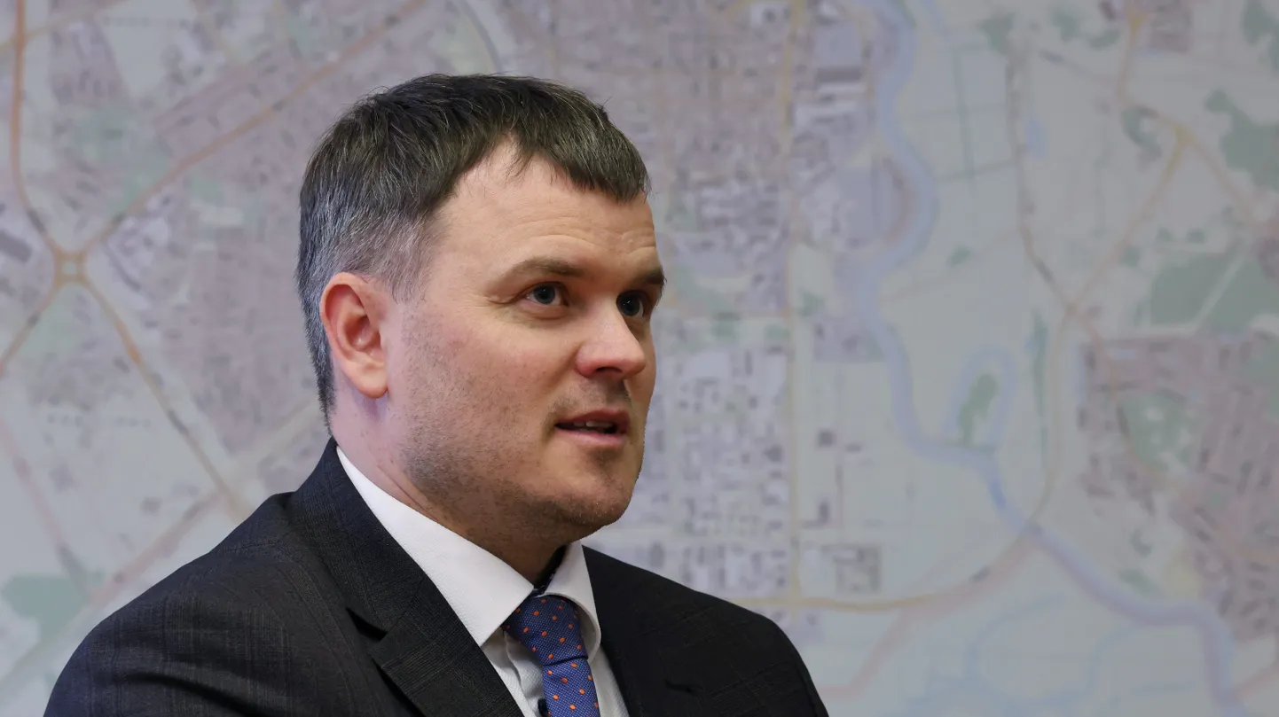 Regionaalminister Madis Kallas näeb Tartu-Riia rongiliinil tulevikku.