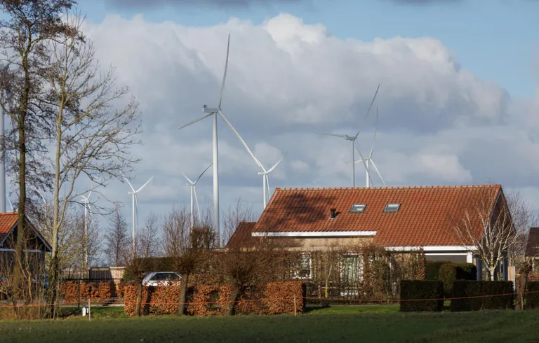 Flevolandi provintsis on kohalikud tuuleenergia hästi vastu võtnud, kuna parkide arenduses on üldjuhul võimalus osanikeks hakata ja tulu teenida.