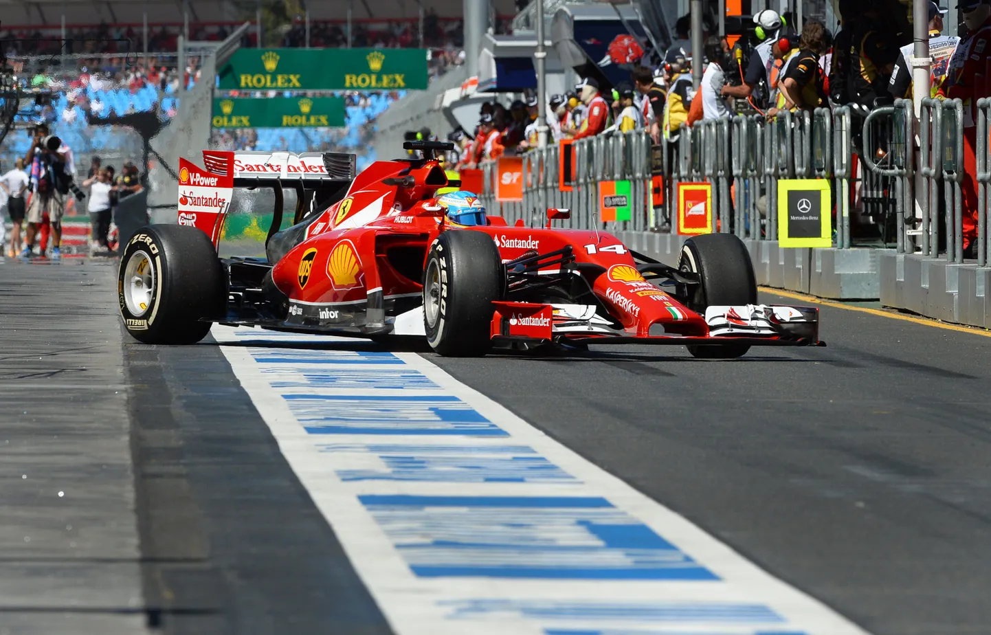 Fernando Alonso esimesel vabatreeningul.