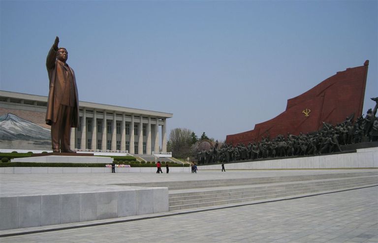 Kim Il Sungi pronkskuju on 20 meetrit kõrge. Foto:
