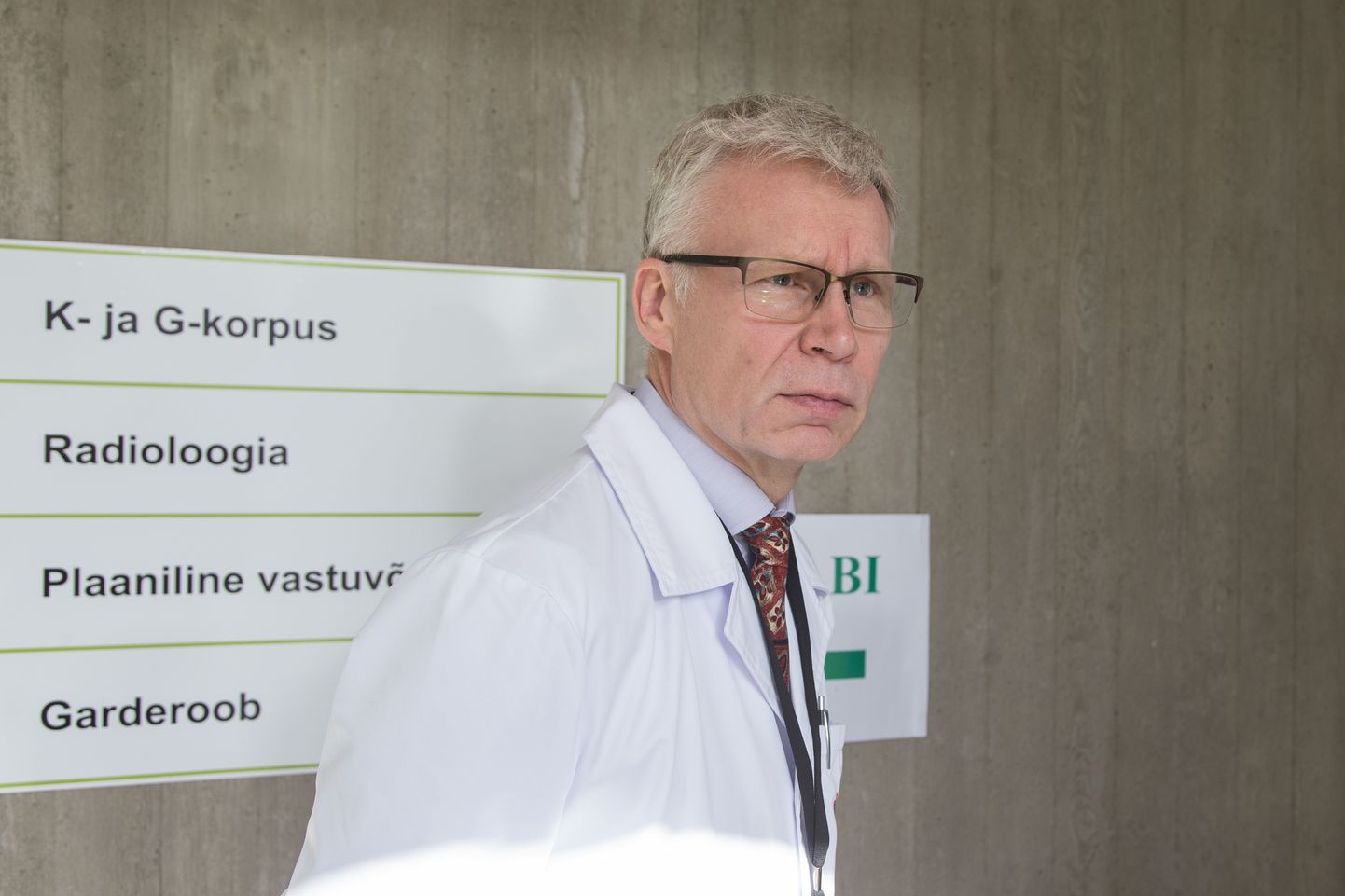 Главный врач Ида-Вируской центральной больницы Тоомас Карийс подтверждает, что ситуация в больнице пока обычная, но через несколько недель может стать критической.